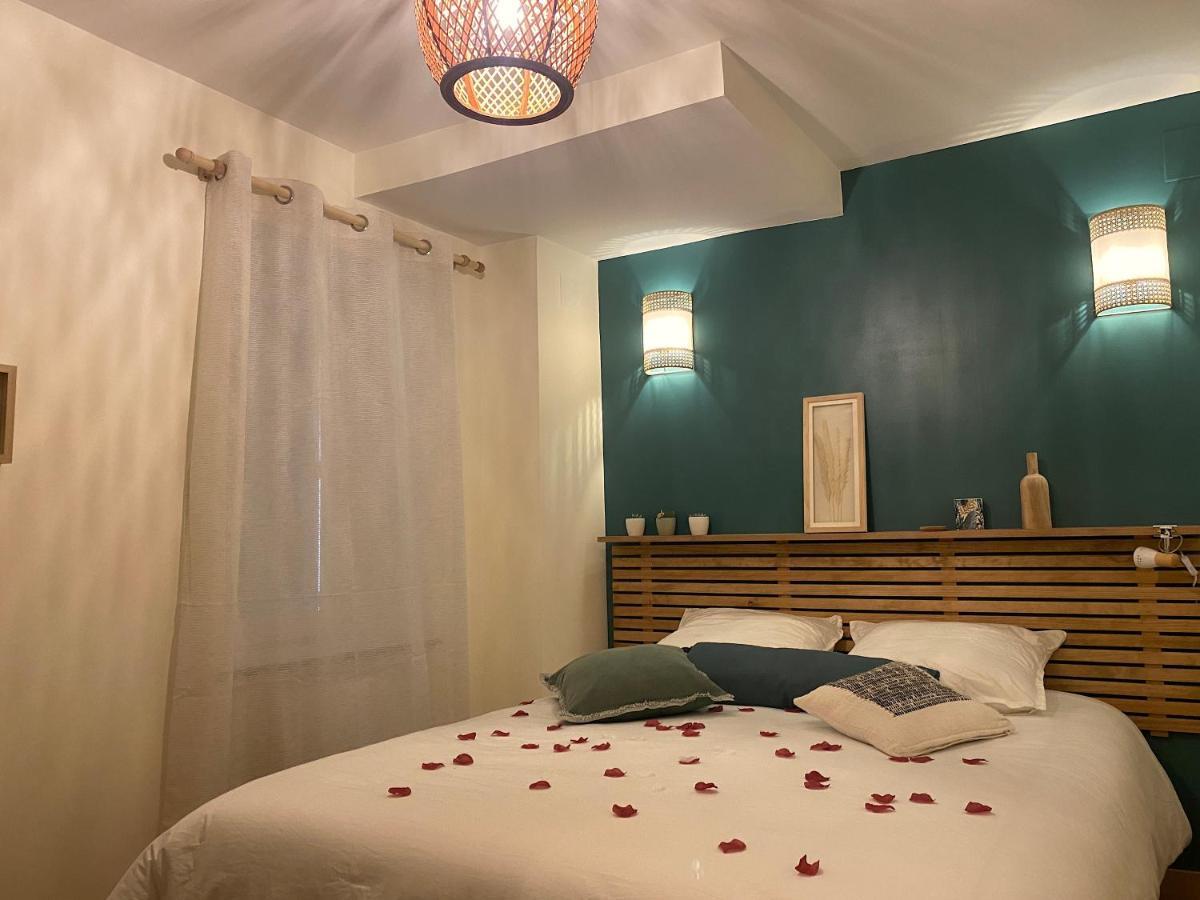 Exceptionnel ! Superbe Appartement Refait A Neuf En Rez-De-Chaussee Avec Parking Prive كاسْتْرْ المظهر الخارجي الصورة